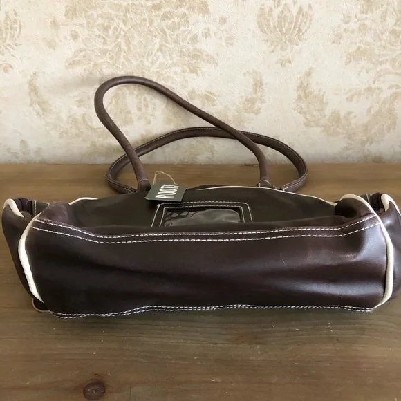 BNWT Roots handbag - Picture 4 of 8